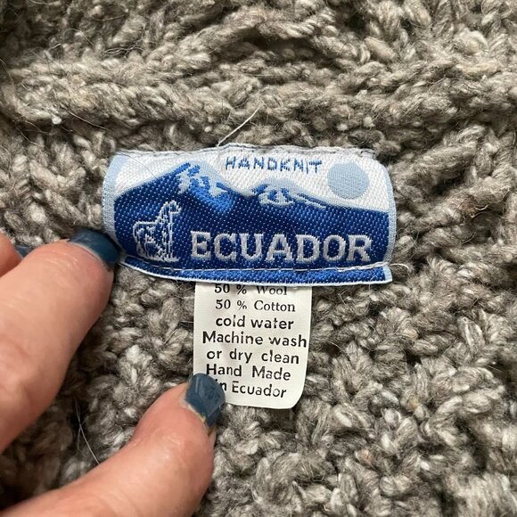 Ecuador Hand Knit Wool Blend Hooded Sweater Women Gray Grandma Cozy Warm Winter - Picture 3 of 9